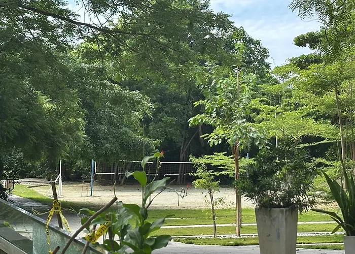 300 Mbps Wifi , Netflix , Coffee Machine , Tambuli *